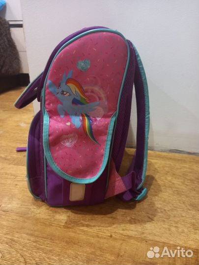 Продам ранец для девочки