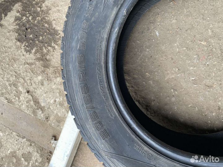 Nokian Tyres Hakkapeliitta R2 205/65 R16