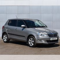 Skoda Fabia 1.6 AT, 2011, 125 994 км, с пробегом, цена 959 000 руб.