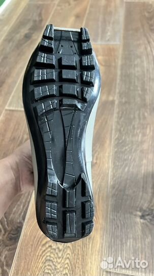 Лыжные ботинки новые