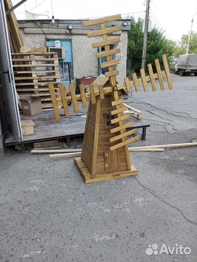 Декоративная мельница для сада