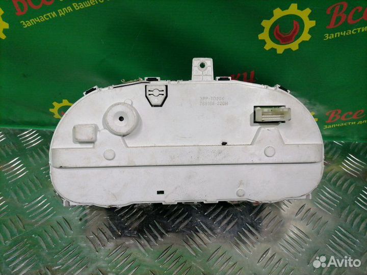 Щиток панель приборов Mitsubishi Outlander Xl