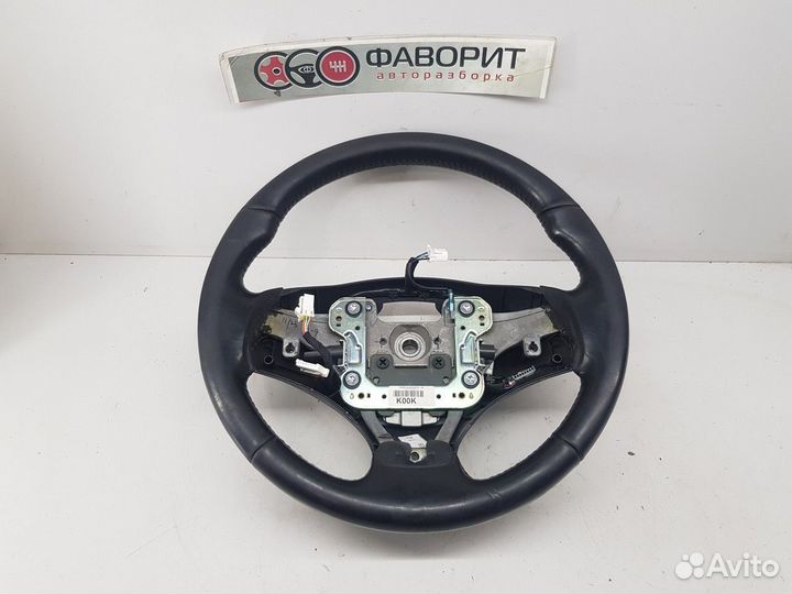 Рулевое колесо (Kia Quoris)