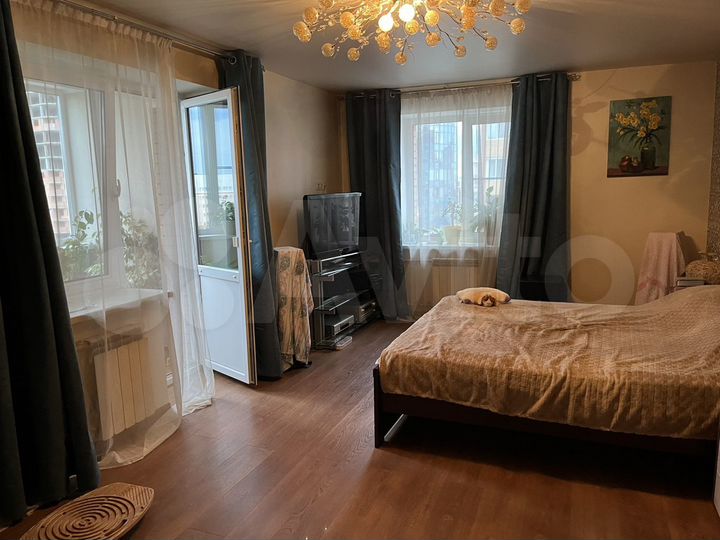 2-к. квартира, 87 м², 6/10 эт.