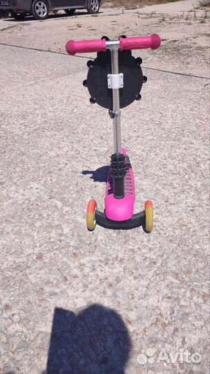 Самокат детский трехколесный б/у