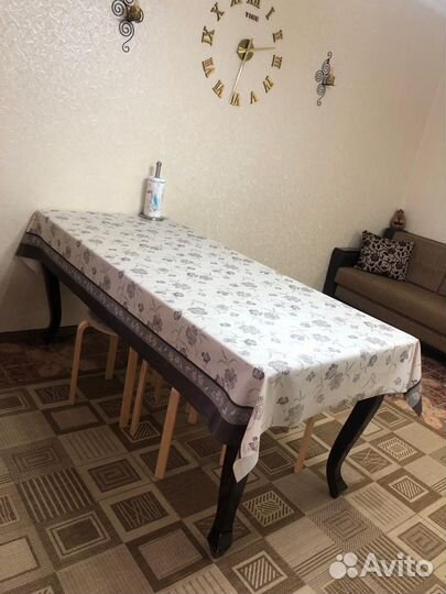 Стол со шкафом