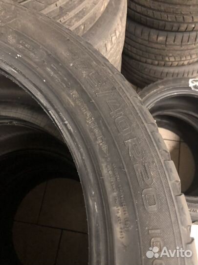 Nokian Tyres Hakkapeliitta 8 SUV 275/40 R20