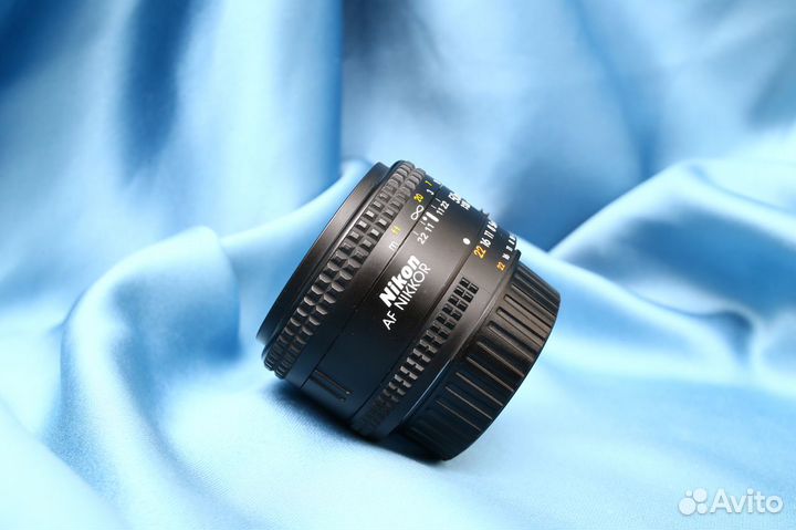 Nikon 50mm f/1:1.8D (MkII)