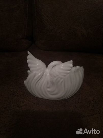 Фарфоровые статуэтки елочная игрушка подсвечник