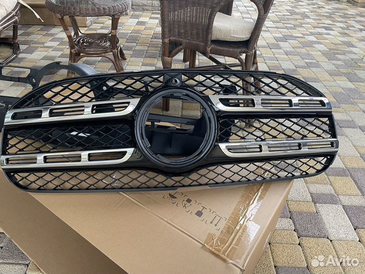 Решотка радиатора Mercedes GLS 2021 г.в