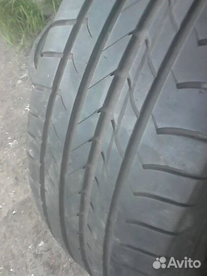Goodyear EfficientGrip 215/50 R17