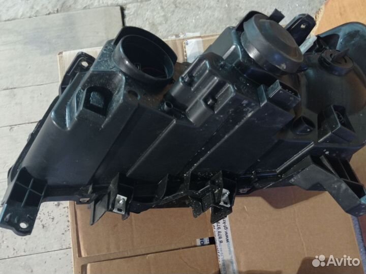 Фары на geely emgrand ес7 хэтчбек