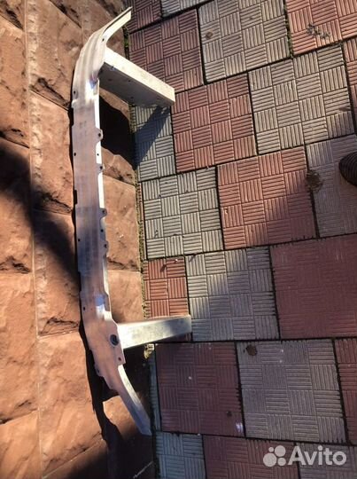 Bmw G10/G11 усилитель переднего бампера