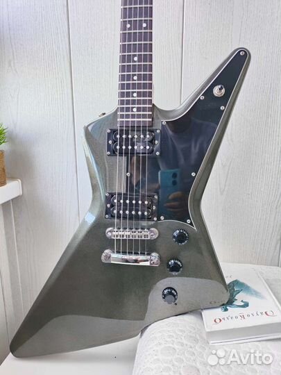 Электрогитара Cruzer - RE-920 Explorer