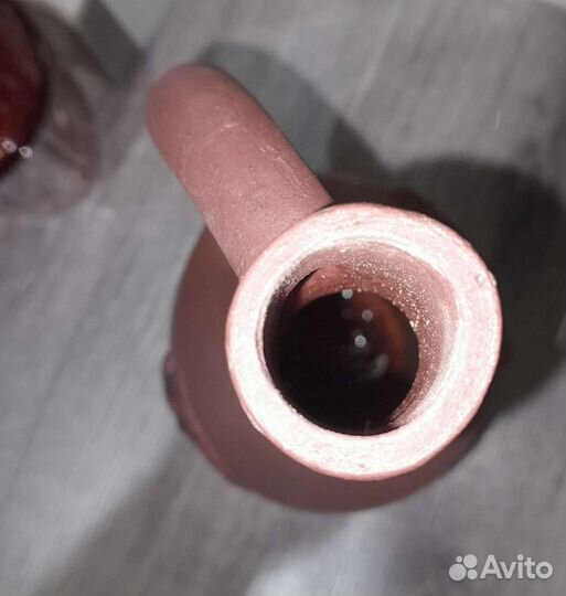 Глиняный кувшин для вина