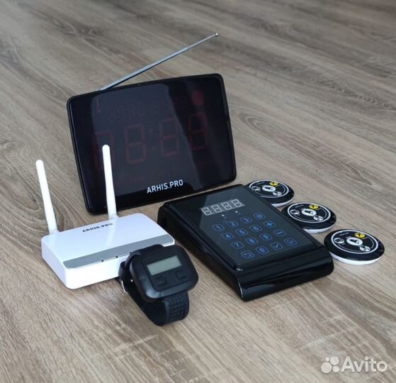 Кнопка вызова официанта комплект с часами и табло