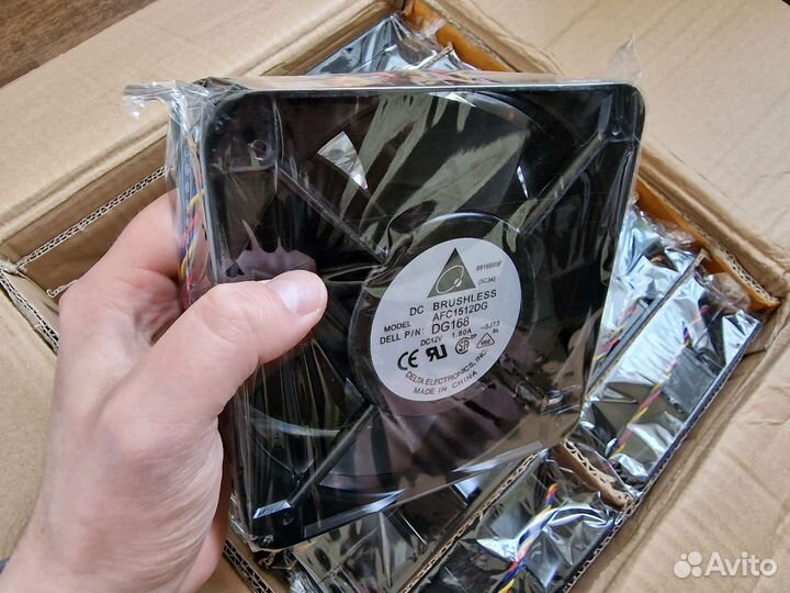 Вентилятор Delta afc1512dg
