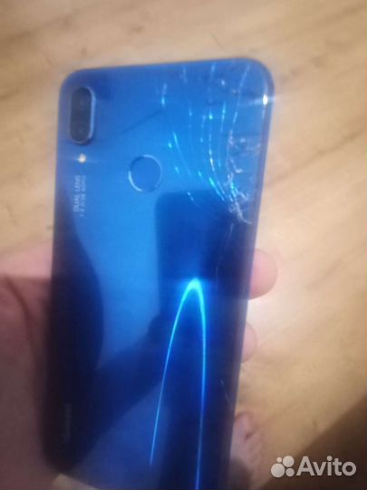 Телефон Huawei