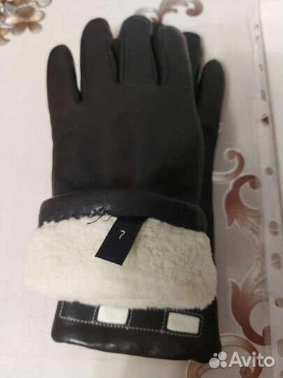 Перчатки женские кожаные новые 7