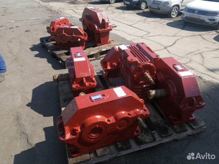 Редукторы промышленные червячные, цилиндрические