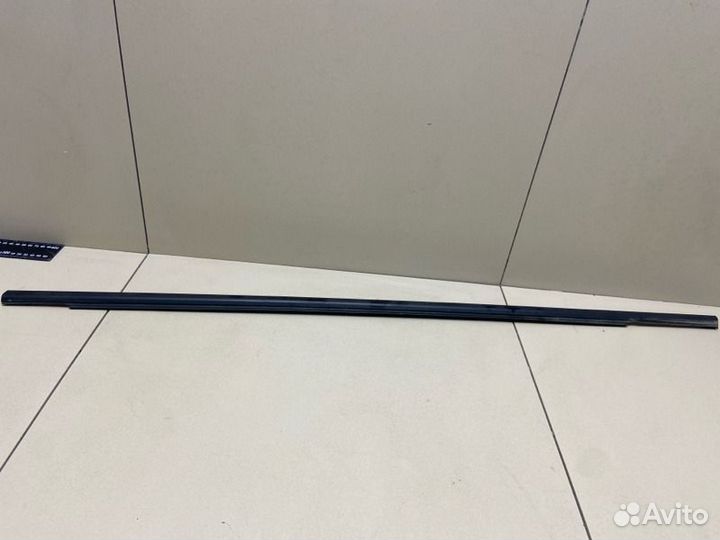 Накладка стекла наружная передняя левая Hyundai