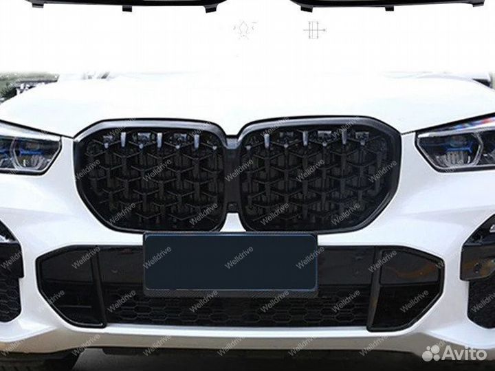 Решетка радиатора BMW X5 G05 Diamond черный глянец