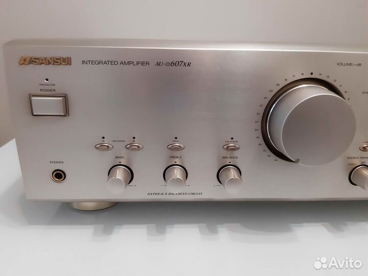 Интегральный усилитель Sansui AU-а607DR