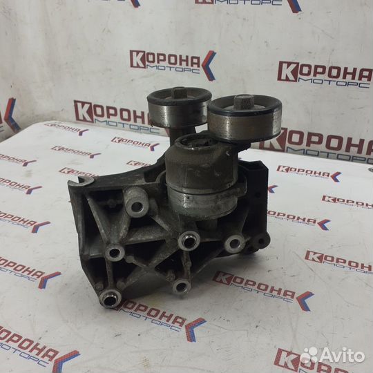 Кронштейн с роликами hyundai H-1