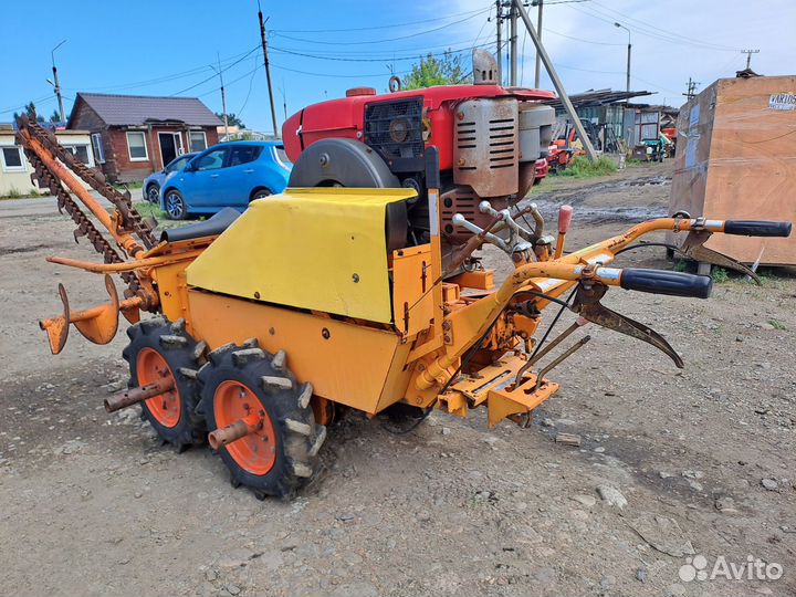 Траншеекопатель Hinode TL-110A, 2015
