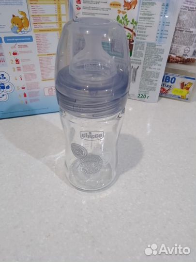 Детская стеклянная бутылочка для кормления chicco
