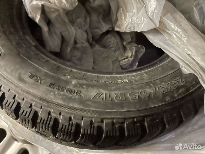 Nokian Tyres Nordman 5 235/65 R17