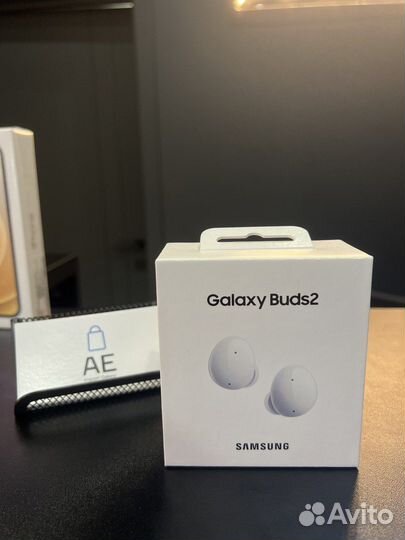 Samsung Galaxy Buds 2 White Белые Беспроводные