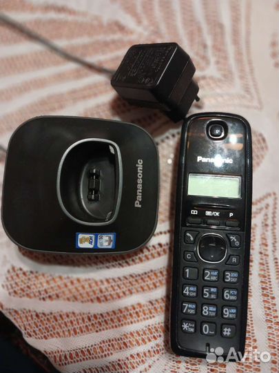 Panasonic dect KX-TG1611RUH телефон