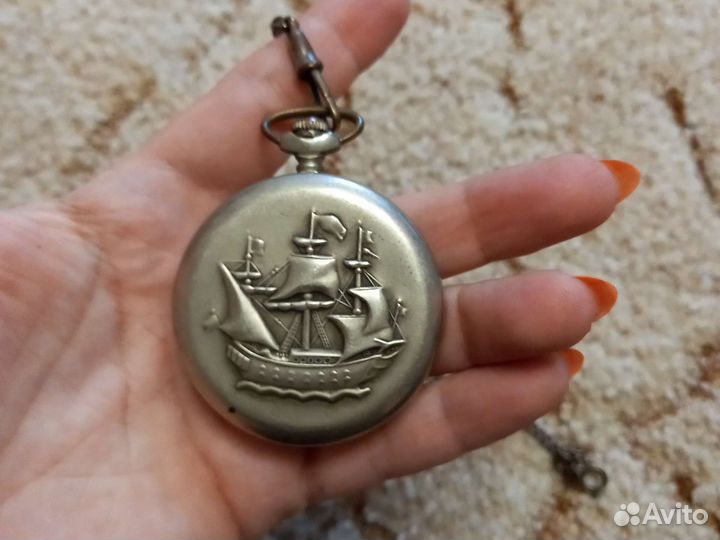 Часы карманные молния 