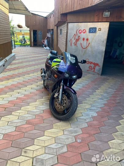 Honda CBR