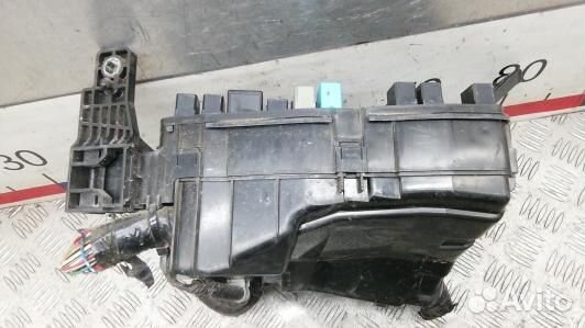 Блок предохранителей mazda CX-5 1 (UKR16M101)