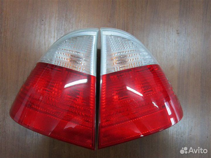 Фонарь задний правый Bmw 3-Series E46 / E462C