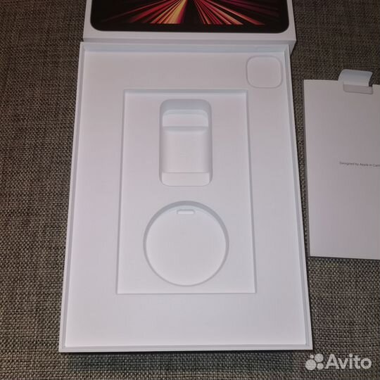 Коробка iPad Pro 11 дюймов 128Gb