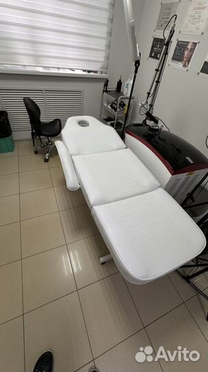 Кушетка косметологическая на гидравлике