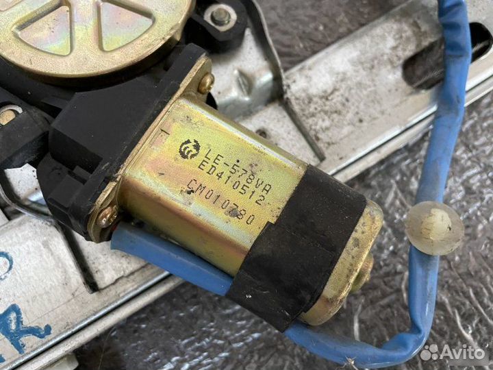 Стеклоподъемник передний правый Mazda Millenia