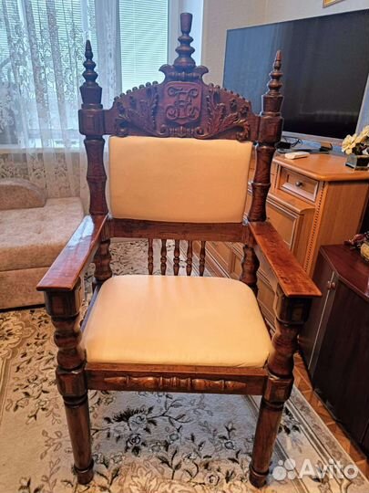 Мебель антиквариат