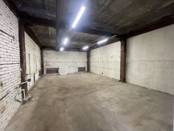 Производство, автосервис 89.3 м²