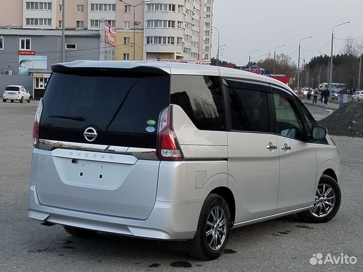 Nissan Serena 2.0 CVT, 2017, 100 000 км