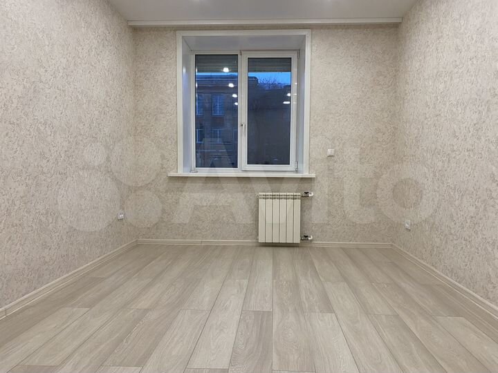 2-к. квартира, 43 м², 1/2 эт.