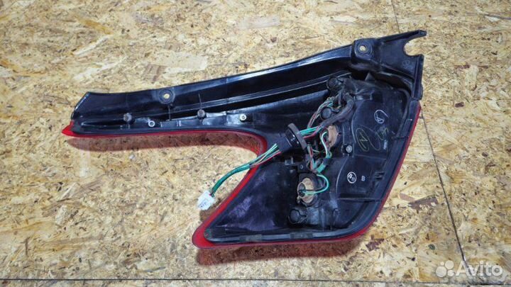 Фонарь задний правый nissan juke 2012