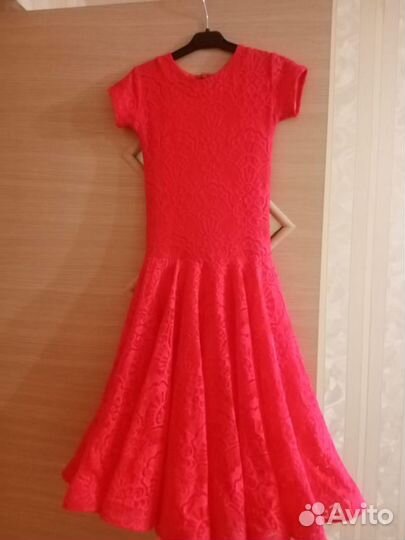 Платье для бальных танцев