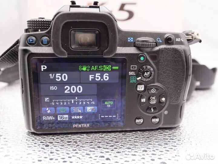 Фотоаппарат Pentax K 5 c объективом 18-55 mm