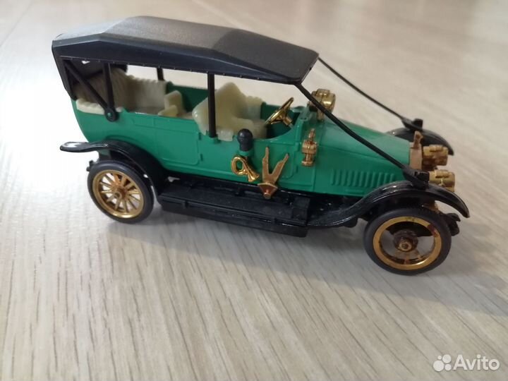 Модель 1:43 Руссобалт А22