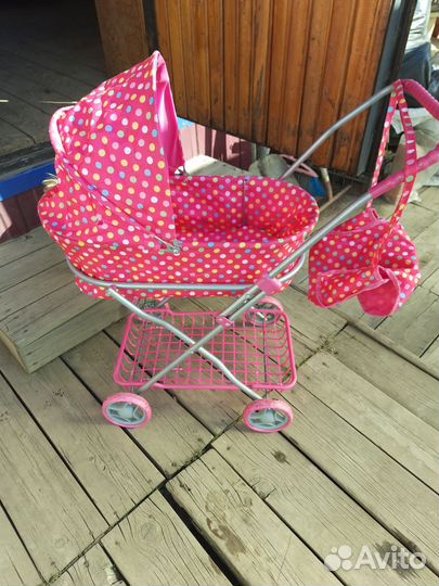 Кукольная коляска для куклы