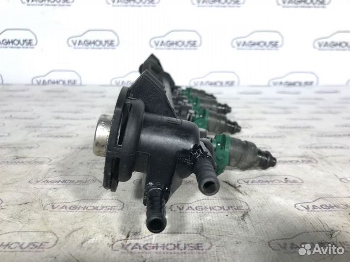 Рампа топливная Volkswagen Golf 4 1.6 AKL 2000